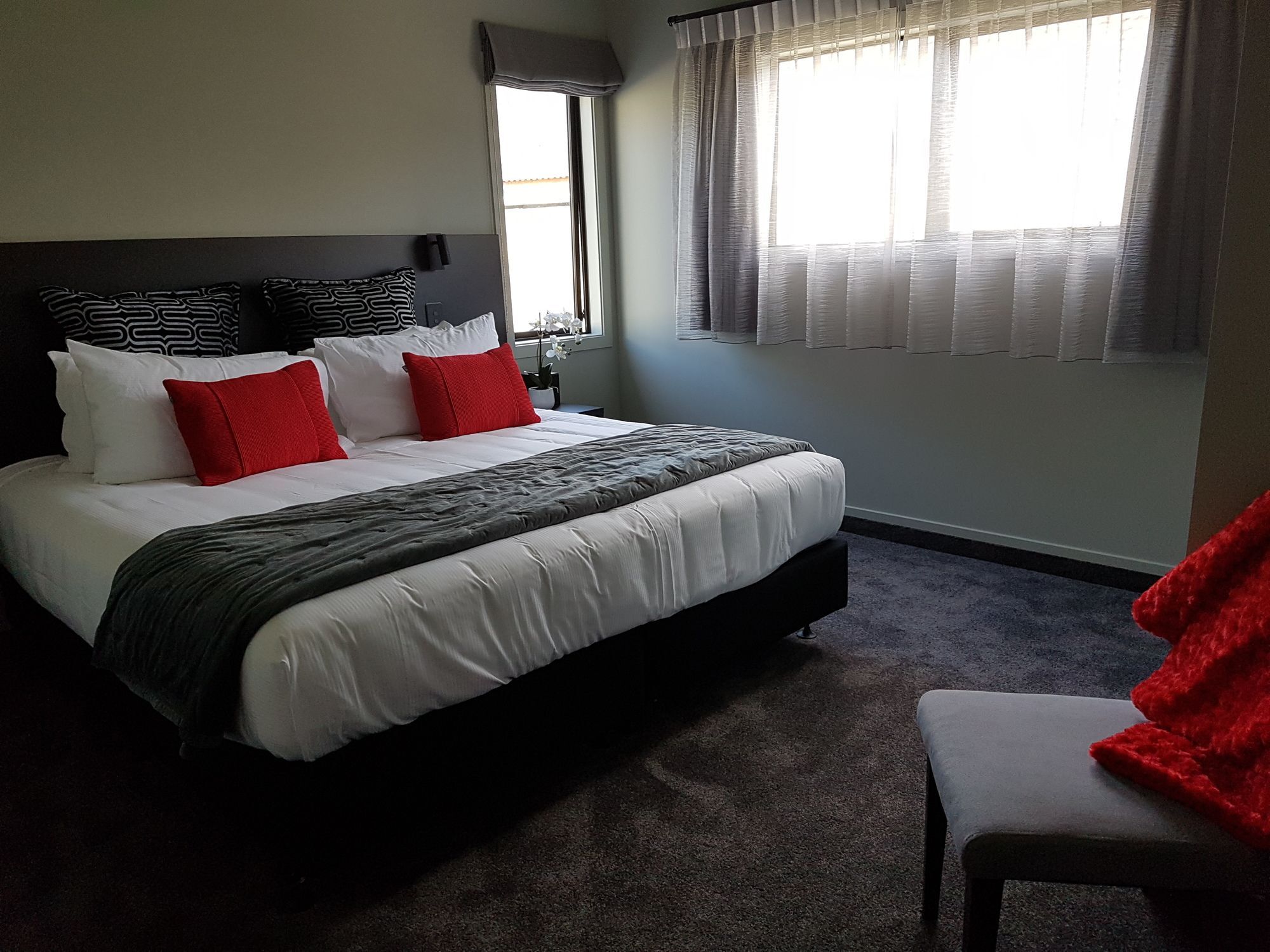 Kings On Peace Motel Rotorua Bagian luar foto