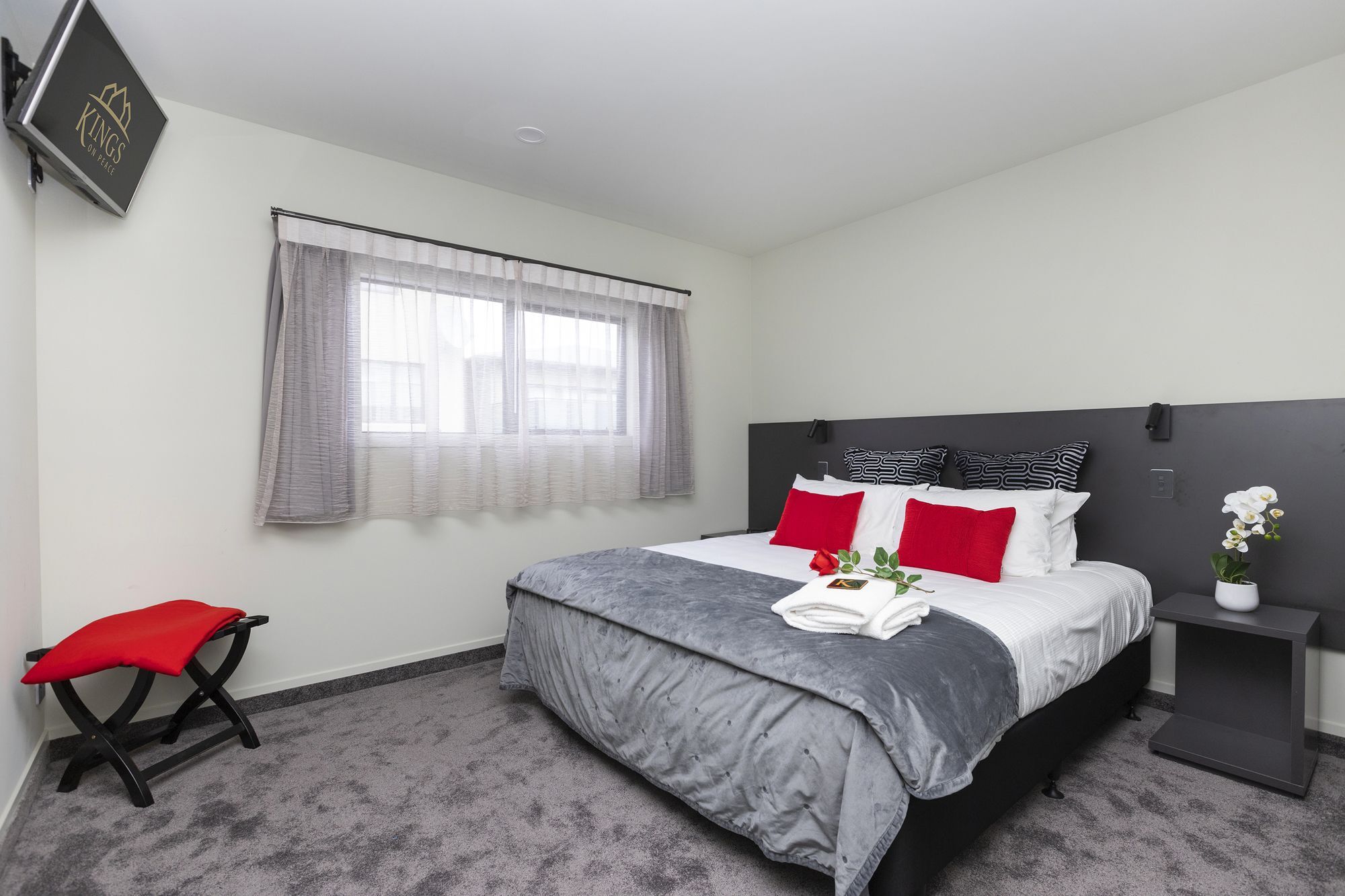Kings On Peace Motel Rotorua Bagian luar foto